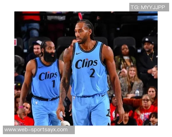 莱昂纳德重返赛场快船官方宣布他结束连续缺席的十场比赛